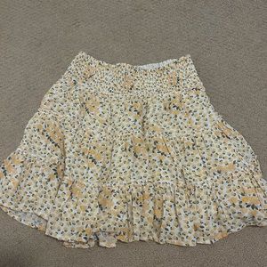 American eagle flowy skirt